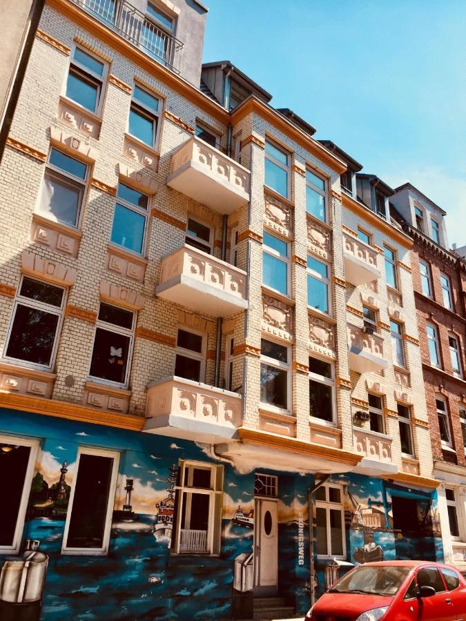Schöne Ferienwohnung in der City Kiel Exterior foto